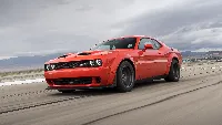 Dodge challenger srt muscle car 4k desktop wallpaper